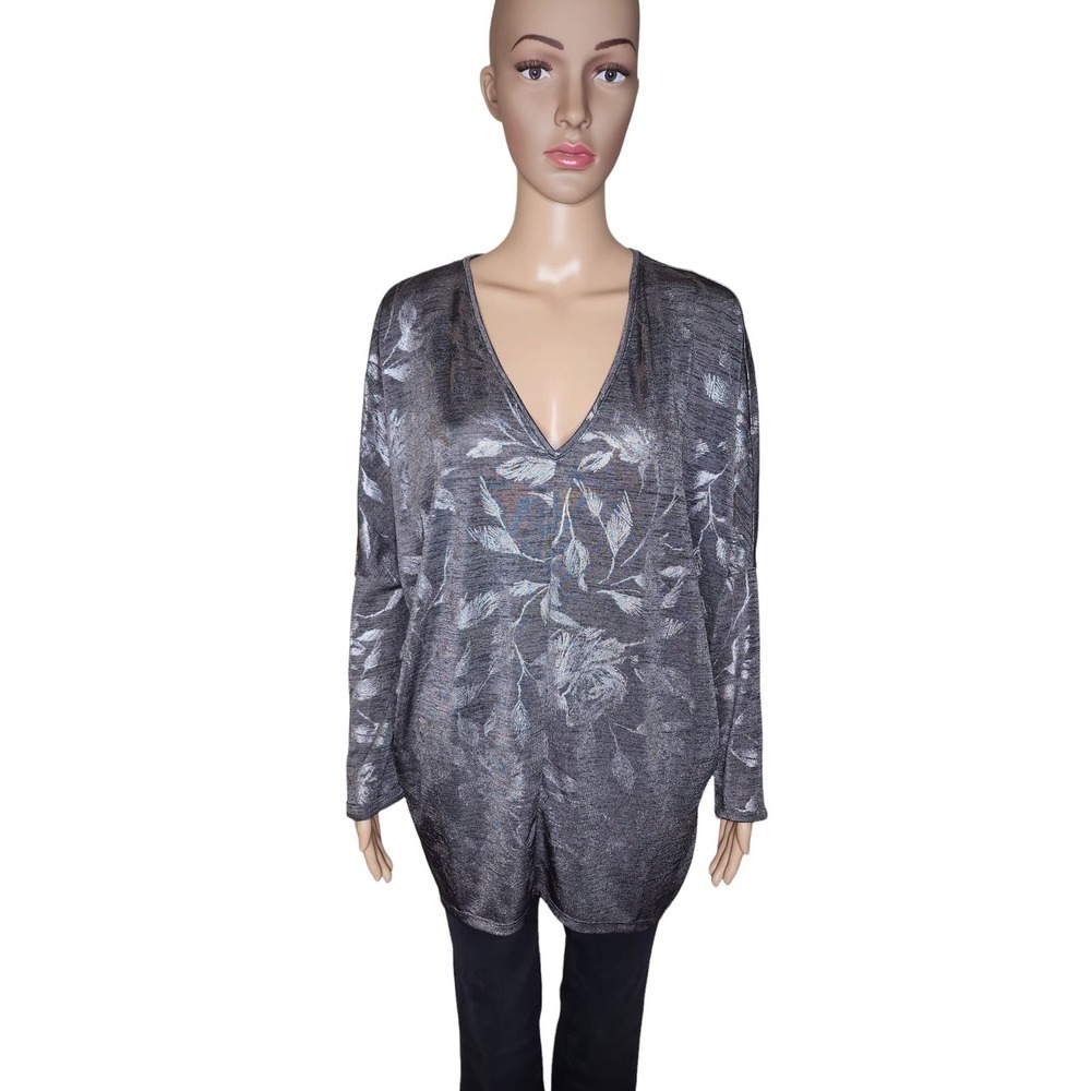 White House Black Market women's gray silver floral print Dolman blouse Sz L